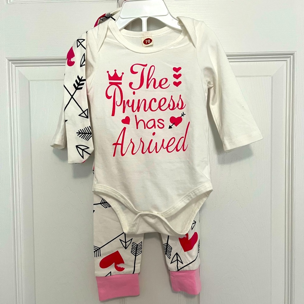 Princess Has Arrived. Valentines Day. Baby Girl Outfit.